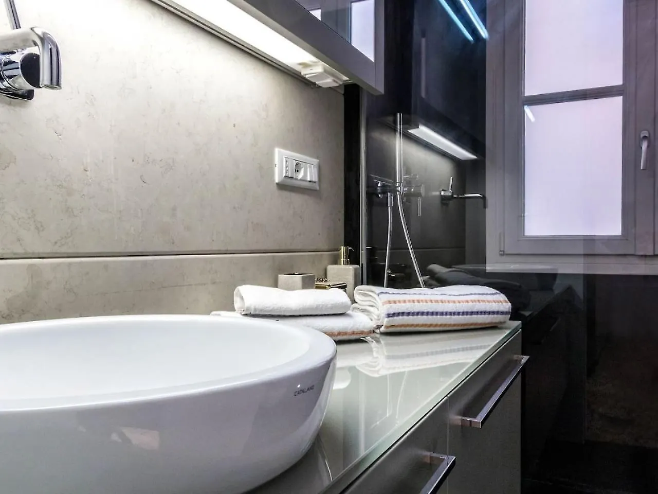 Joivy Superb 1Bed Apt In Brera Milan